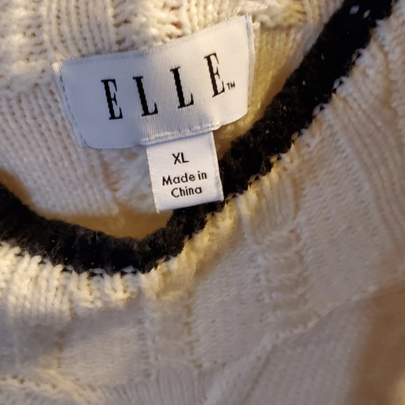 Sweater - Picture 10 of 10